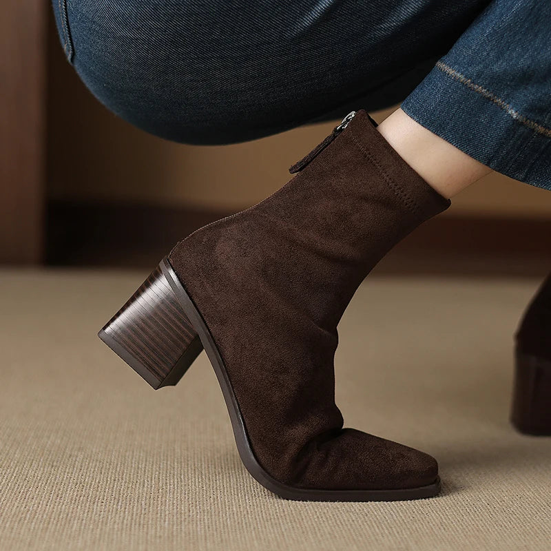 Giuliana | Botines Elegantes en Ante